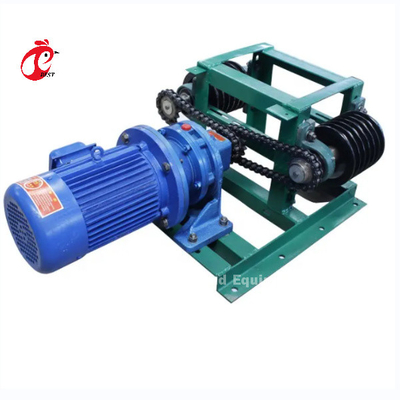 Máy cào phân gà tự động Rose